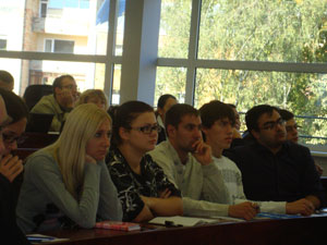 На встрече студентов БМА с послом Польши Е. Новаковским. Рига, 06.10.2010.